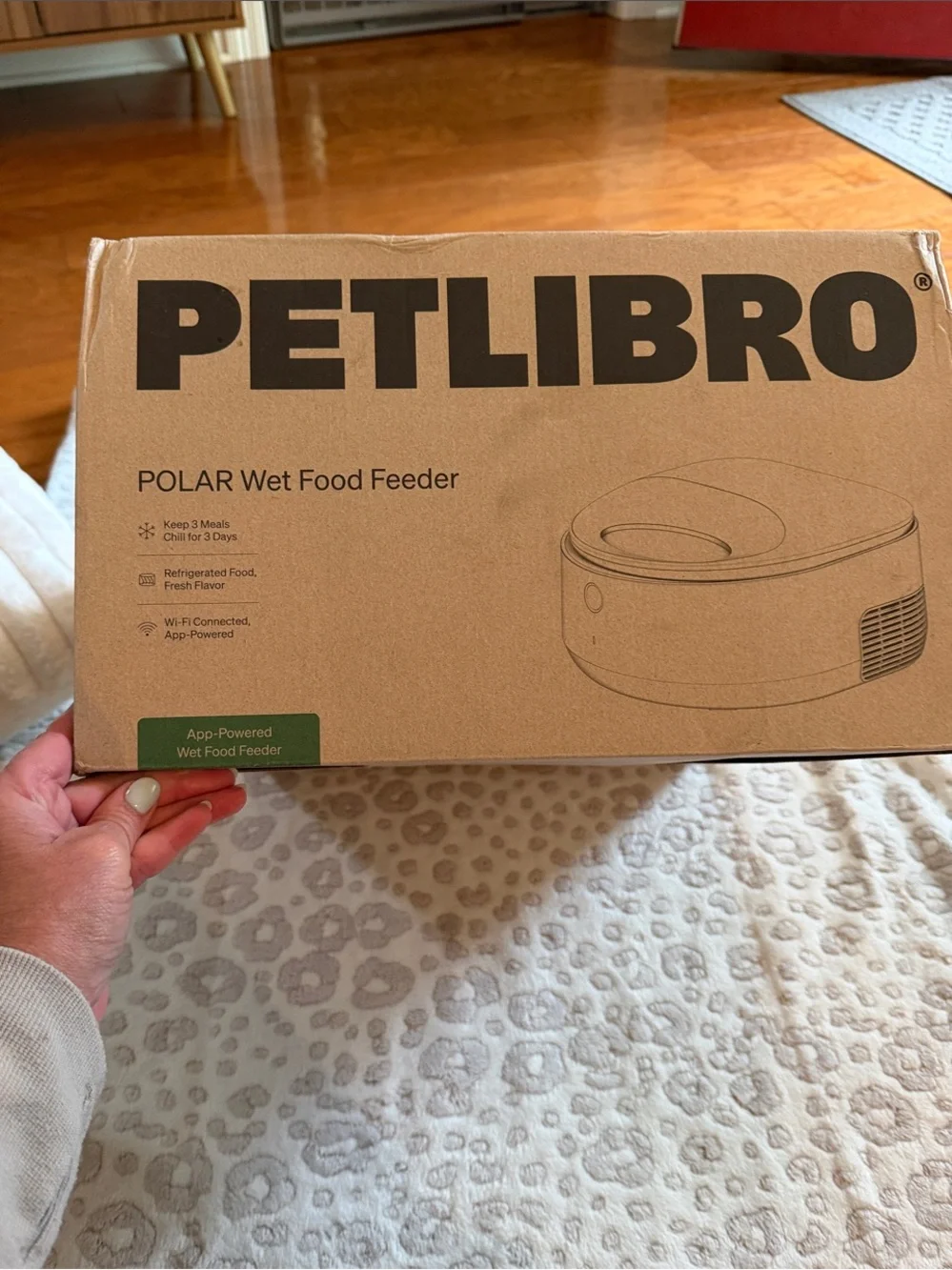 Polar App-Powered Wet Food Feeder - Black